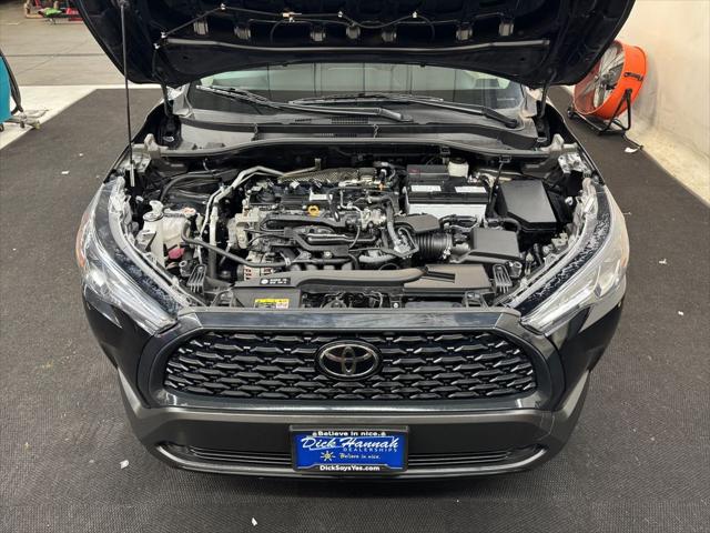 2024 Toyota Corolla Cross LE