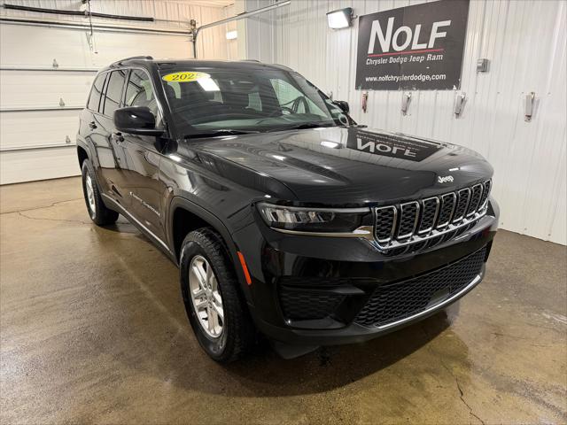 2025 Jeep Grand Cherokee Laredo 4x4 2025 Jeep Grand Cherokee Laredo 4x4