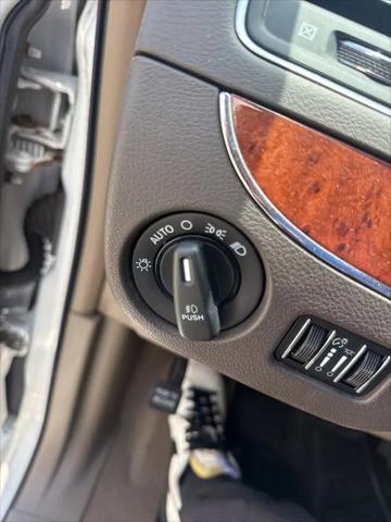 2014 Chrysler Town & Country Touring-L