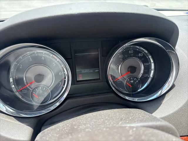 2014 Chrysler Town & Country Touring-L