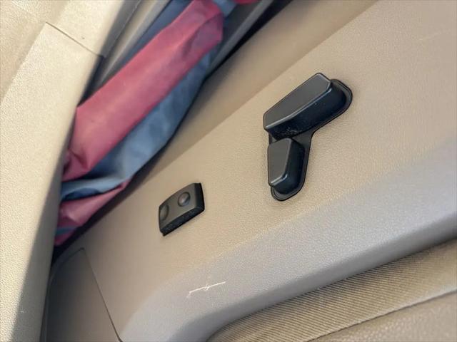 2014 Chrysler Town & Country Touring-L