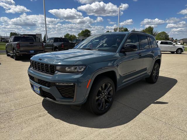 2026 Jeep Grand Cherokee GRAND CHEROKEE LIMITED RESERVE 4X4