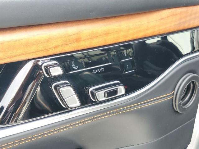 2024 Jeep Grand Wagoneer L Series III 4x4