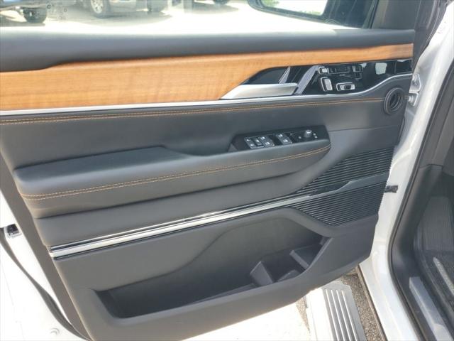 2024 Jeep Grand Wagoneer L Series III 4x4