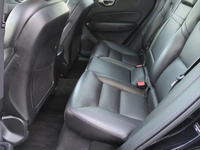 2019 Volvo XC60 T6 Momentum
