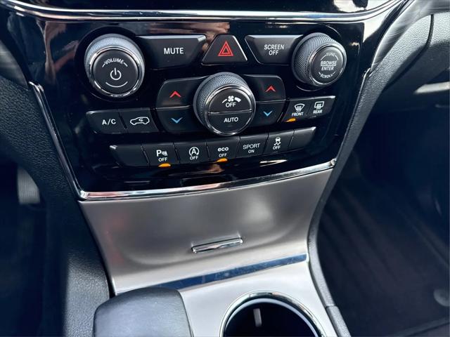 2019 Jeep Grand Cherokee Laredo