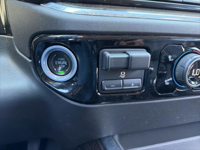 2024 Chevrolet Silverado 1500 4WD Crew Cab Standard Bed LT