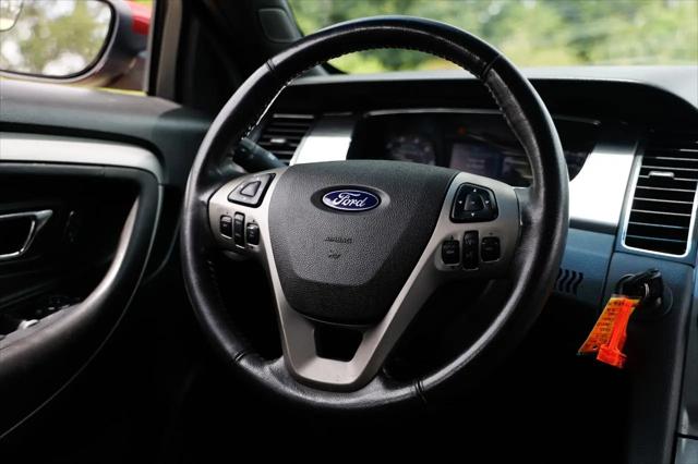 2013 Ford Taurus SEL