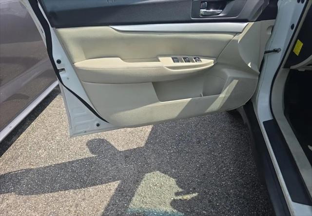 2012 Subaru Outback 2.5i Premium