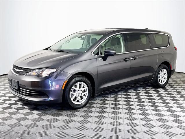 2020 Chrysler Voyager LX