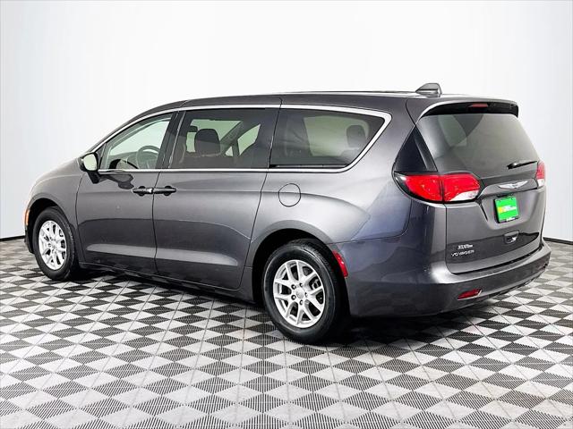 2020 Chrysler Voyager LX