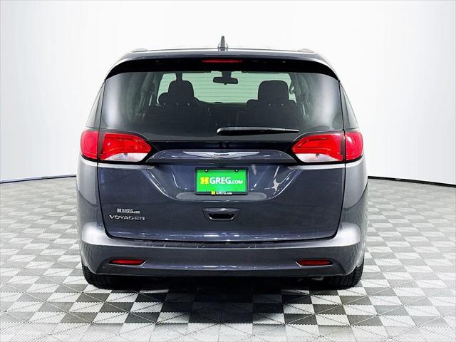 2020 Chrysler Voyager LX