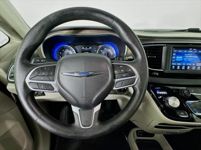 2020 Chrysler Voyager LX