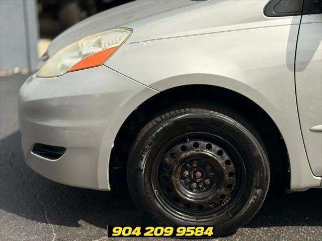 2009 Toyota Sienna CE