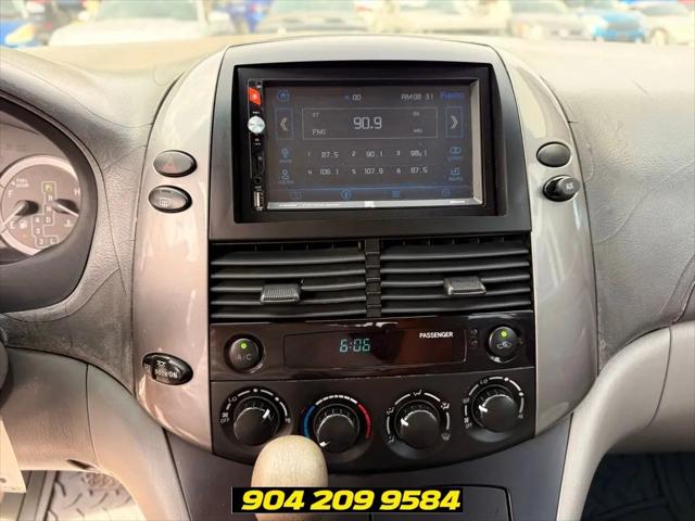 2009 Toyota Sienna CE