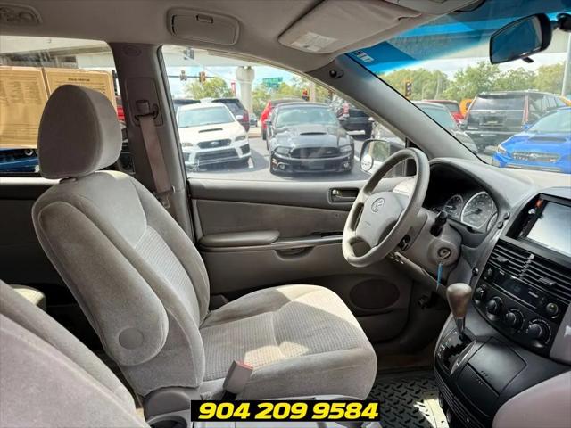 2009 Toyota Sienna CE