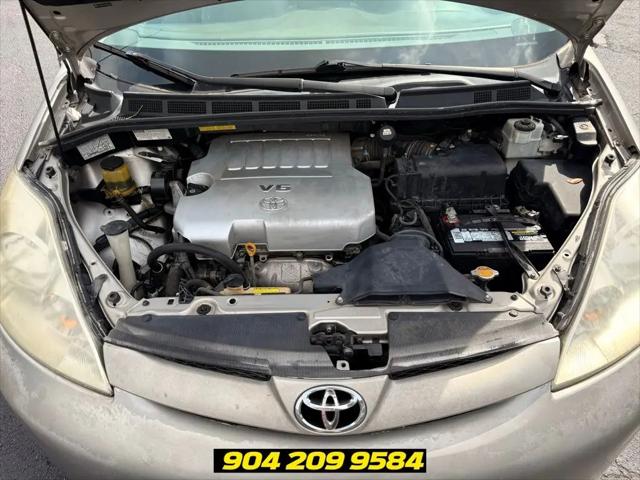 2009 Toyota Sienna CE