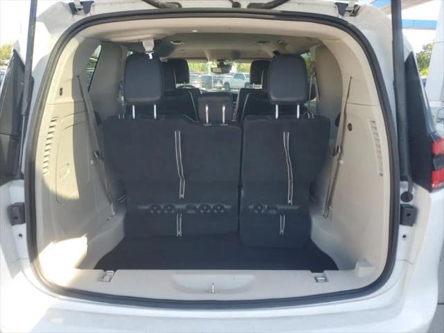 2024 Chrysler Pacifica Hybrid Select