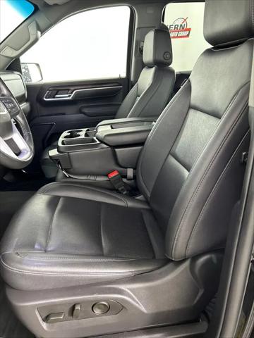 2025 GMC Sierra 1500 4WD Crew Cab Short Box SLT