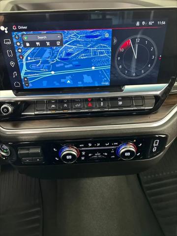 2025 GMC Sierra 1500 4WD Crew Cab Short Box SLT