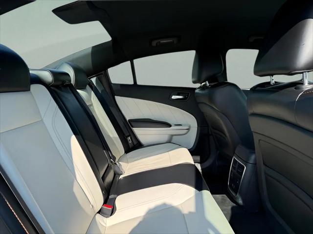 2017 Dodge Charger SXT AWD