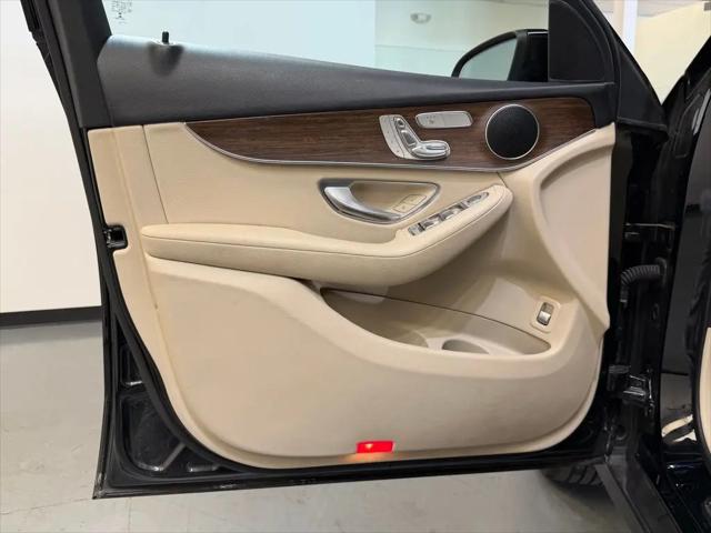 2022 Mercedes-Benz GLC 4MATIC SUV