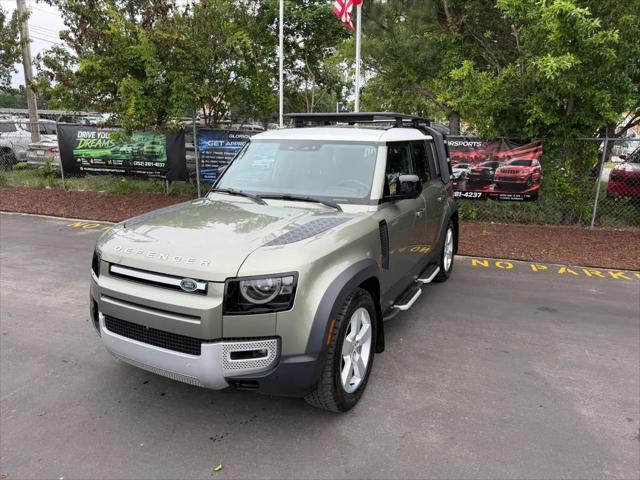 2022 Land Rover Defender 110 SE