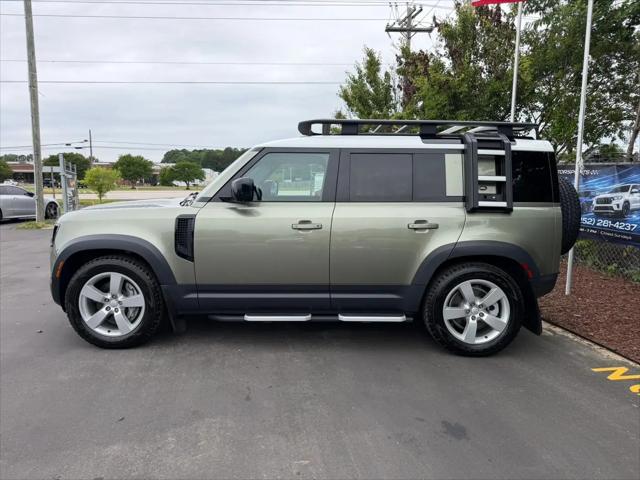 2022 Land Rover Defender 110 SE