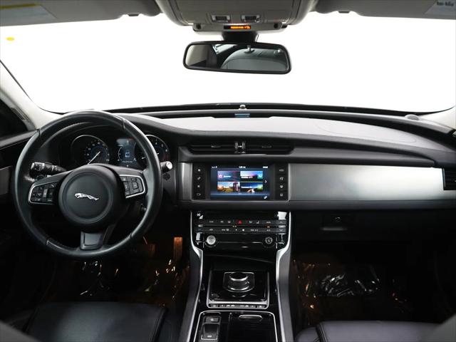 2018 Jaguar XF 25t Premium