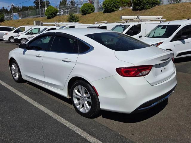 2015 Chrysler 200 Limited