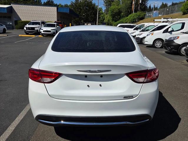 2015 Chrysler 200 Limited