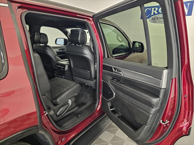 2026 Jeep Grand Wagoneer Unknown