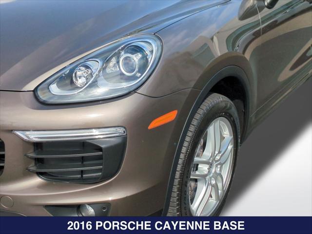 2016 Porsche Cayenne Base