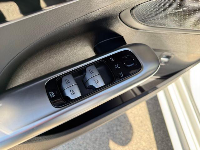 2026 Mercedes-Benz C-CLASS C 300 C 300
