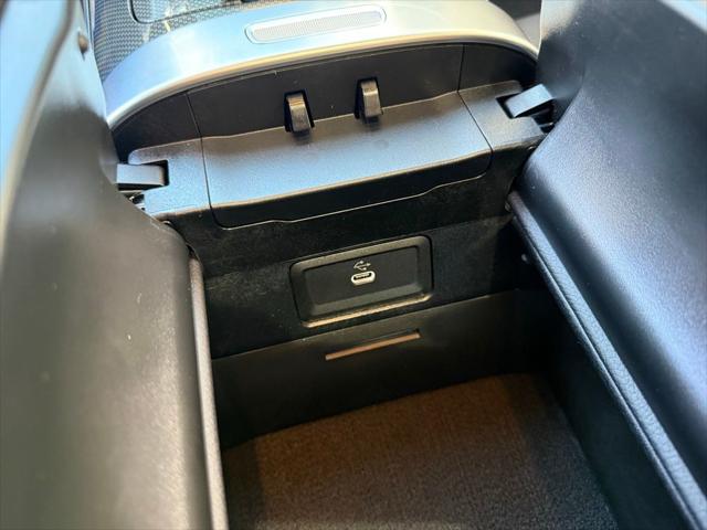 2026 Mercedes-Benz C-CLASS C 300 C 300