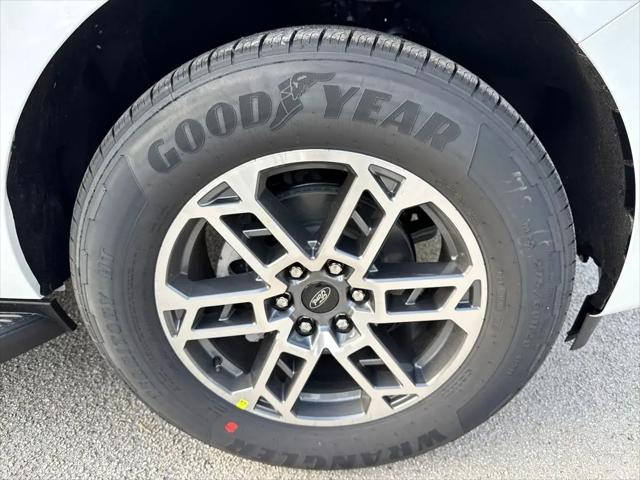 2026 Ford Expedition Max Active MAX