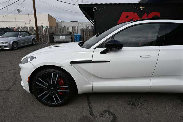2022 Aston Martin DBX AWD