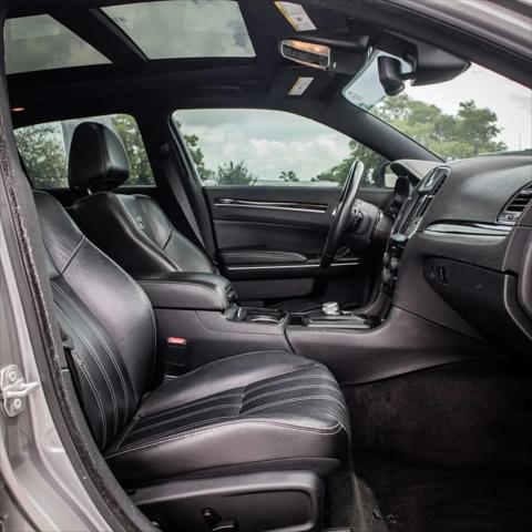 2018 Chrysler 300 300S