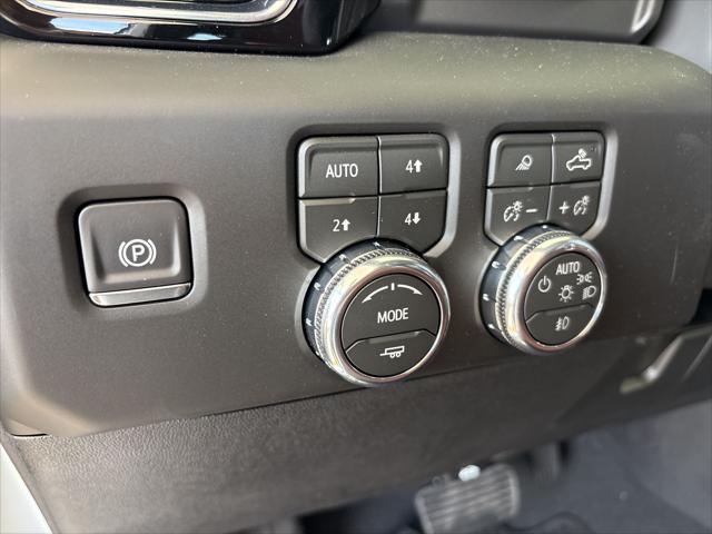2026 GMC Sierra 2500HD Crew Cab, Standard Bed, Denali Ultimate, 4WD