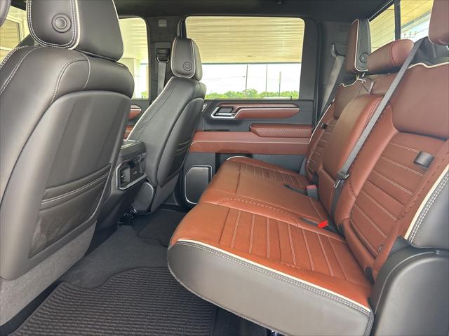 2026 GMC Sierra 2500HD Crew Cab, Standard Bed, Denali Ultimate, 4WD