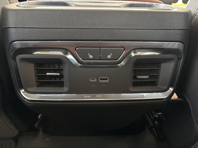 2026 GMC Sierra 2500HD Crew Cab, Standard Bed, Denali Ultimate, 4WD