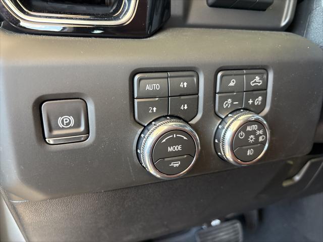 2026 GMC Sierra 2500HD Crew Cab, Standard Bed, Denali Ultimate, 4WD