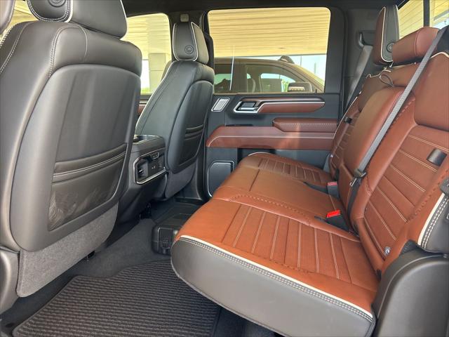 2026 GMC Sierra 2500HD Crew Cab, Standard Bed, Denali Ultimate, 4WD