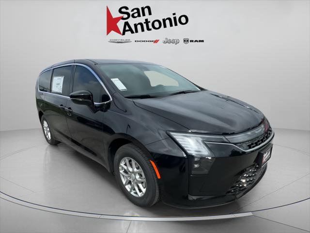 2027 Chrysler Pacifica Select for sale in San Antonio, TX