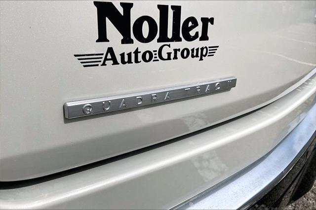 2022 Jeep Wagoneer Series III 4x4