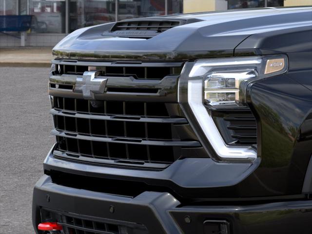 2026 Chevrolet Silverado 2500HD Crew Cab, Standard Bed, LT, 4WD