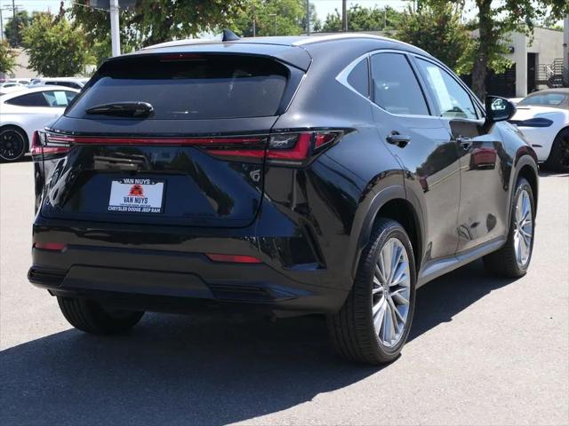 2025 Lexus NX 350h Premium