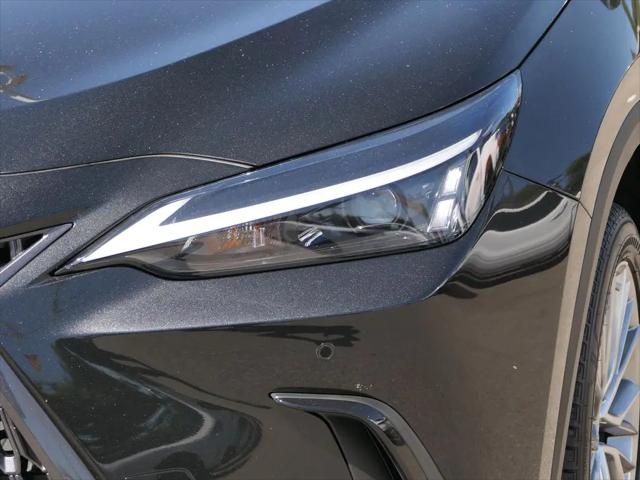 2025 Lexus NX 350h Premium