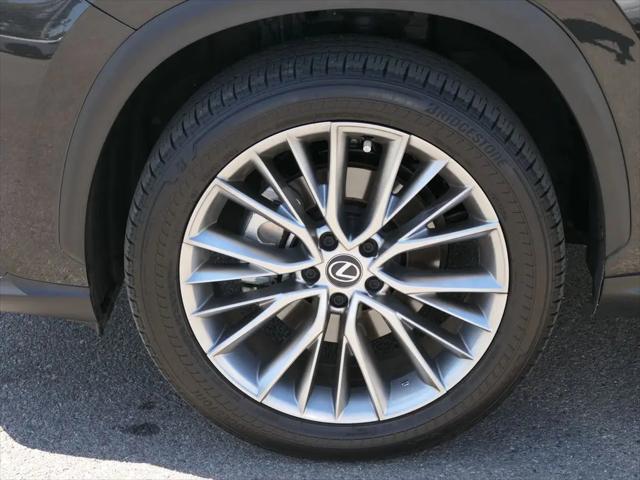 2025 Lexus NX 350h Premium