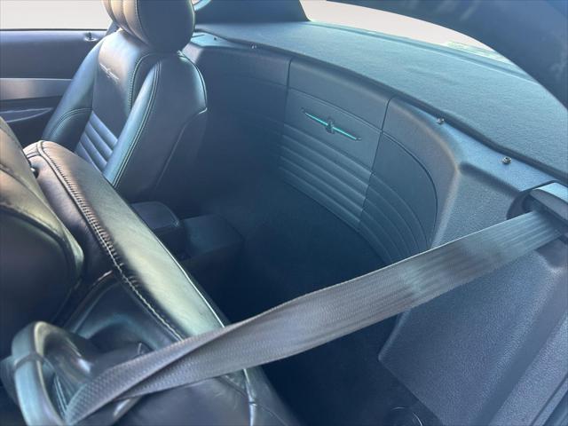 2002 Ford Thunderbird Base